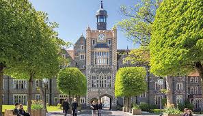 Discover Your Dream Student Digs: Guildford Accommodation Awaits